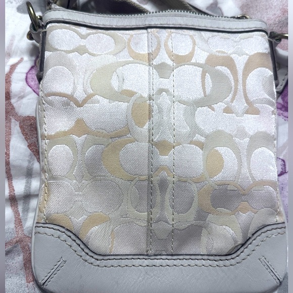 COACH CROSS BODY BAG - Picture 1 of 7